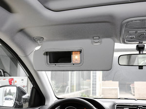 2017{ \Ӱ 1.5T ԄӃͺA g