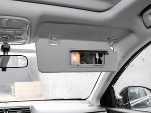 2017{ \Ӱ 1.5T ԄӃͺA g