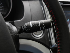 2017款蓝标 运动版 1.5T 自动两驱汽油豪华型 中控区