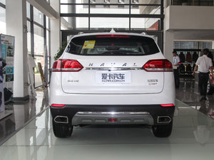2017款全新 蓝标 2.0T 自动风尚型 正后	