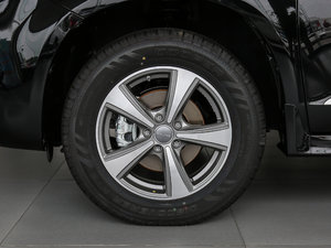 2017款经典版 1.5T 手动两驱精英型 轮圈