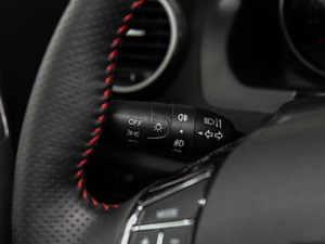 2017款经典版 1.5T 手动两驱精英型 中控区
