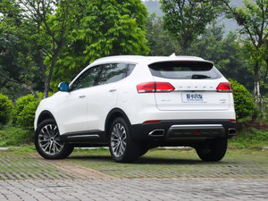 2017款全新 蓝标 2.0T 自动智尚型 左后45度