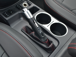 2017款红标 运动版 1.5T 自动两驱豪华型 驻车制动器