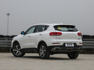 2017款全新 红标 2.0T 自动智尚型 左后45度