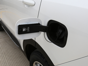 2017款全新 红标 2.0T 自动智尚型 油箱盖