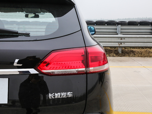 2017款全新 蓝标 1.3T 自动时尚型 尾灯