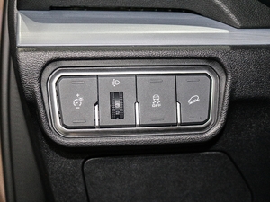 2017ȫ t(bio) 2.0T Ԅ(dng) п؅^(q)