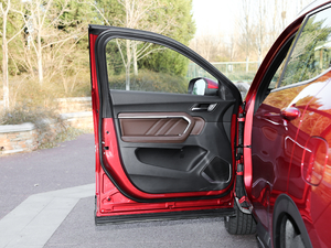 2017ȫ { 1.5T ԄI {λ܇T