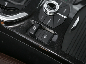 2017ȫ { 1.5T ԄI v܇Ƅ