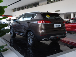2017款全新 蓝标 1.5T 自动智尚型 左后45度