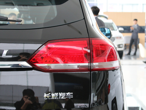 2017款全新 蓝标 1.3T 自动智尚型 尾灯