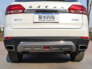 2017款全新 蓝标 1.5T 自动领尚型 排气管