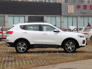 2017款全新 红标 1.5T 自动领尚型 整体外观