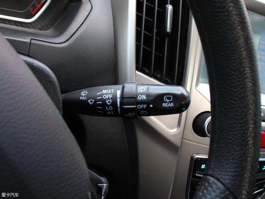 2017�����H1 �t�� 1.5L AMT���m��