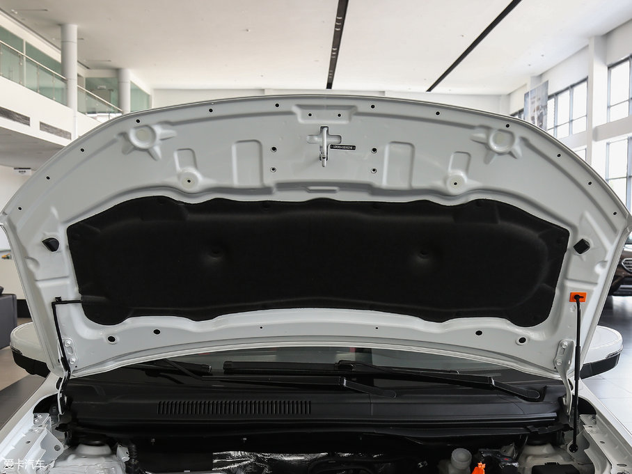 2017H1 {(ln)(bio) 1.5L Ԅ(dng)A