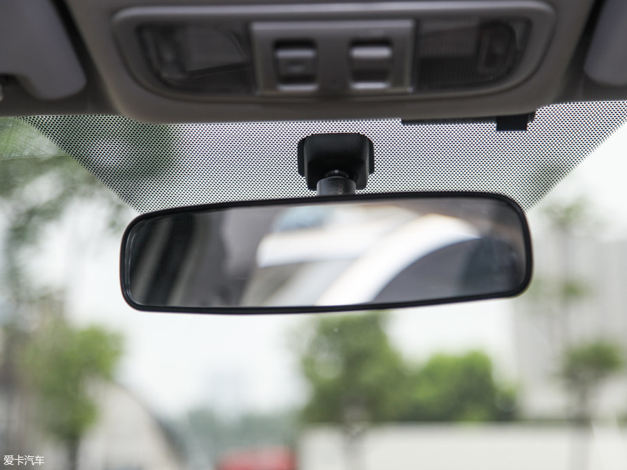 2017H1 { 1.5L ԄӘ˜