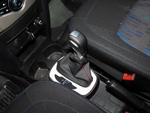 2017款红标 1.5L AMT舒适型 换挡杆