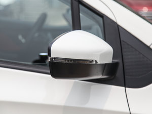 2017款蓝标 1.5L 自动标准型 细节外观