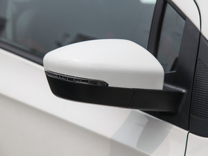 2017款蓝标 1.5L 自动标准型 细节外观