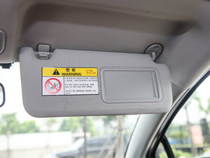 2017款蓝标 1.5L 自动标准型 空间座椅