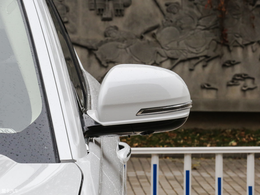 2017H7 L {(bio) 2.0T ԄF