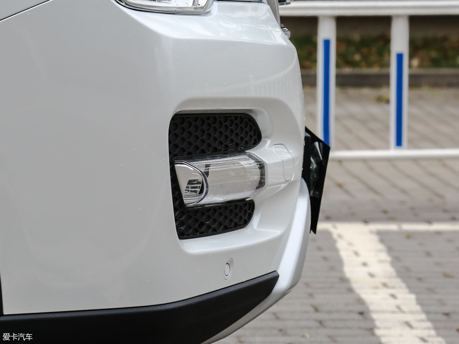 2017H7 L {(ln)(bio) 2.0T ԄF