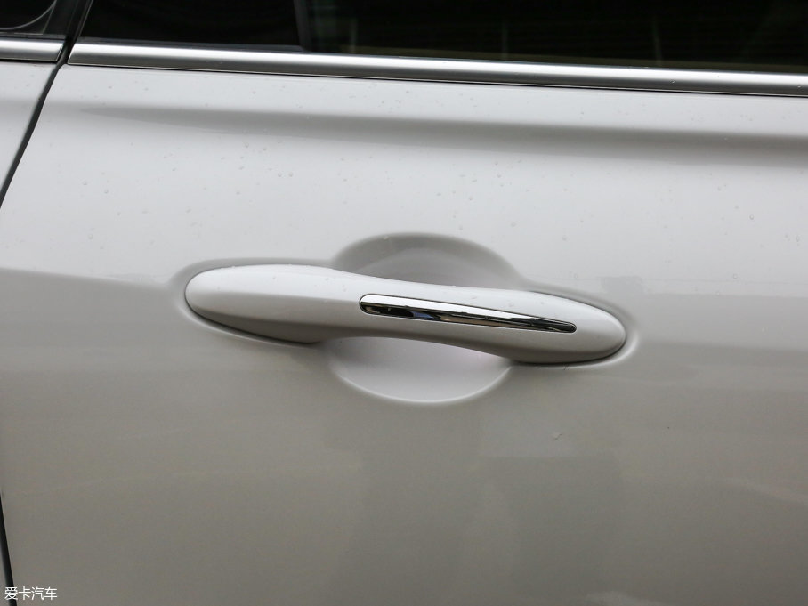 2017H7 L {(bio) 2.0T ԄF