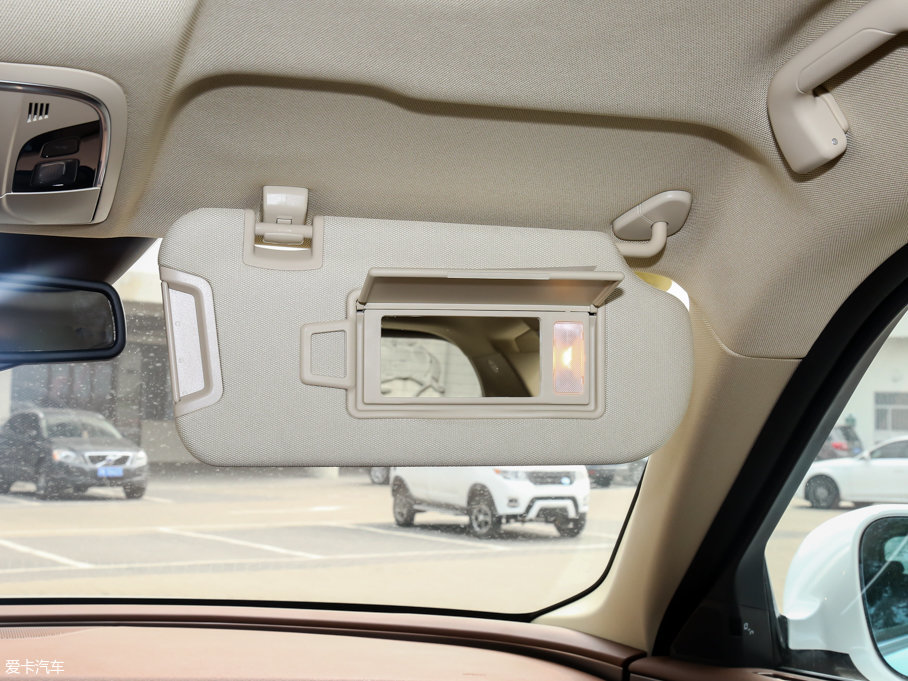 2017H7 L {(ln)(bio) 2.0T Ԅ(dng)F