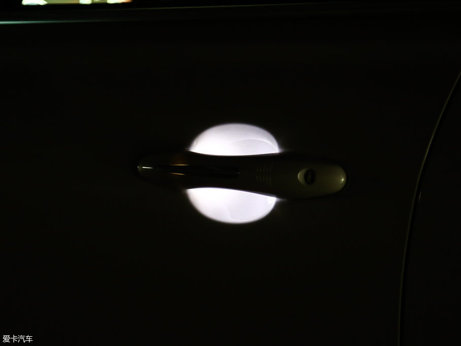 2017H7 L {(ln)(bio) 2.0T Ԅ(dng)F