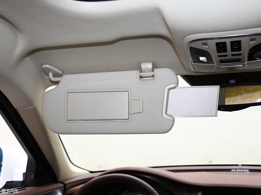 2017H7 L {(ln)(bio) 2.0T Ԅ(dng)F