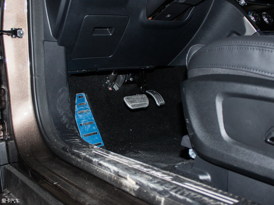 2017H7 L {(bio) 2.0T ԄӺA