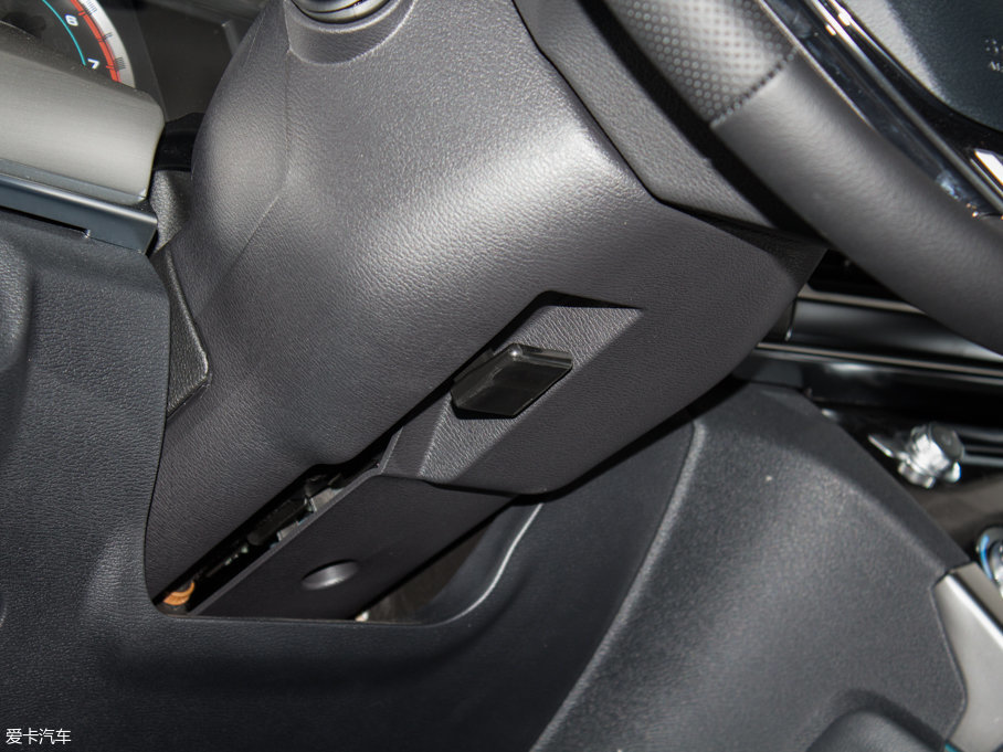 2017H7 L { 2.0T ԄӺA