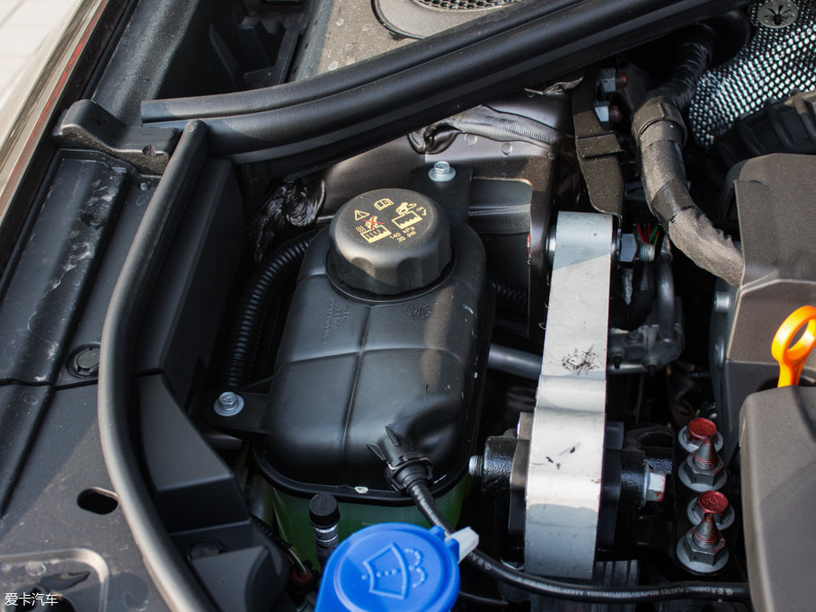 2017H7 L {(bio) 2.0T ԄӺA