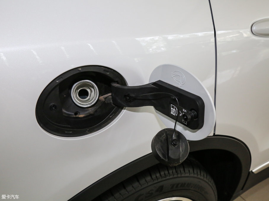 2017�����H7 L �{�� 2.0T �ԄӺ��A��