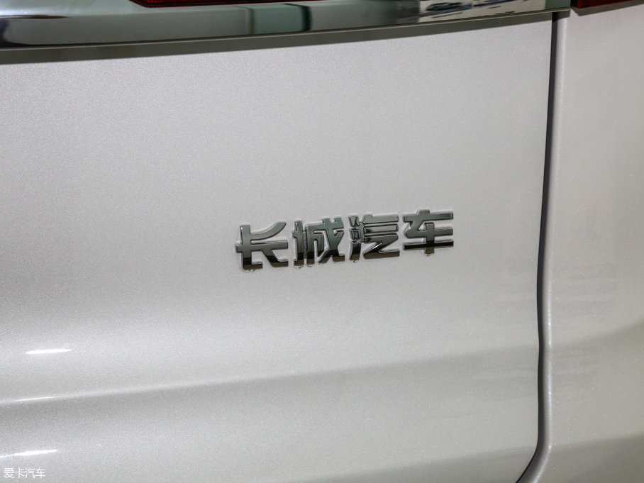 2017H7 L { 2.0T ԄӺA