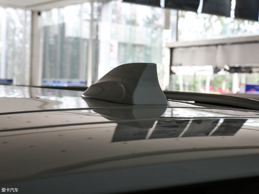 2017H7 L { 2.0T ԄӺA