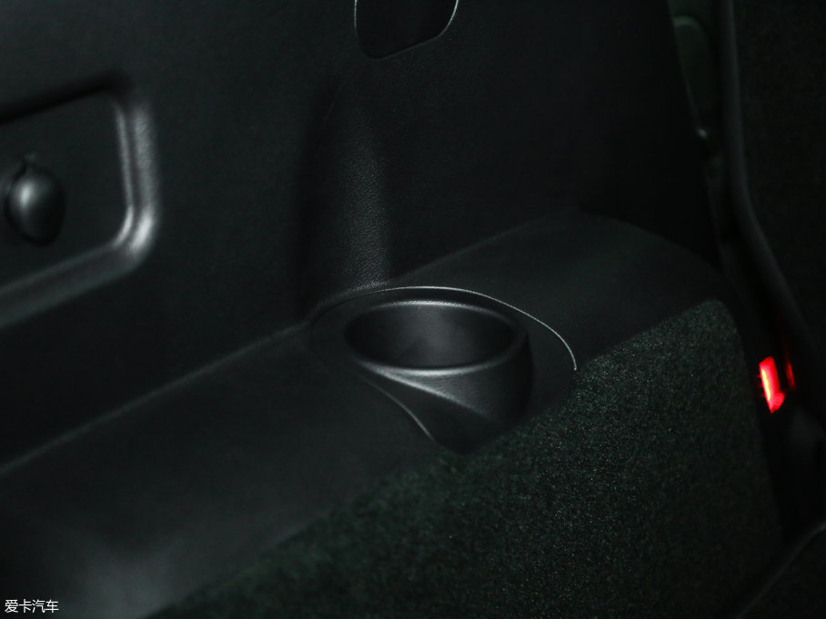 2017H7 L { 2.0T ԄӺA