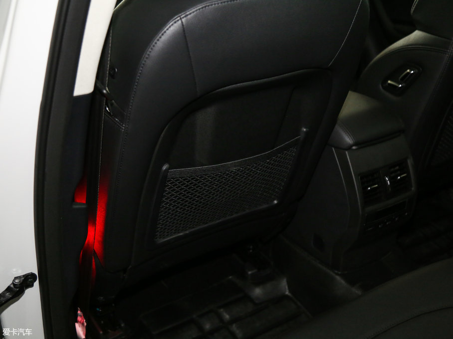 2017�����H7 L �{�� 2.0T �ԄӺ��A��