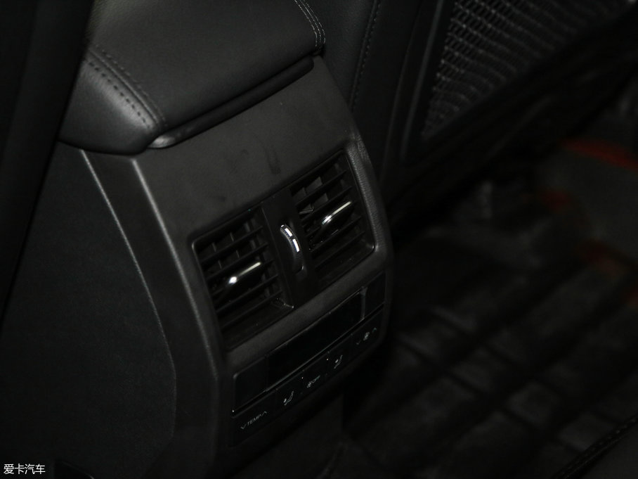 2017H7 L { 2.0T ԄӺA