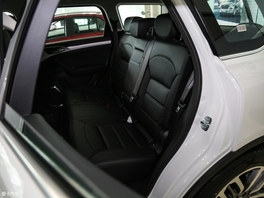 2017H7 L { 2.0T ԄӺA