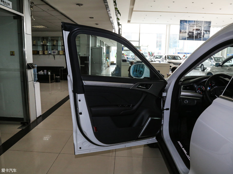 2017H7 L {(ln)(bio) 2.0T ԄӺA