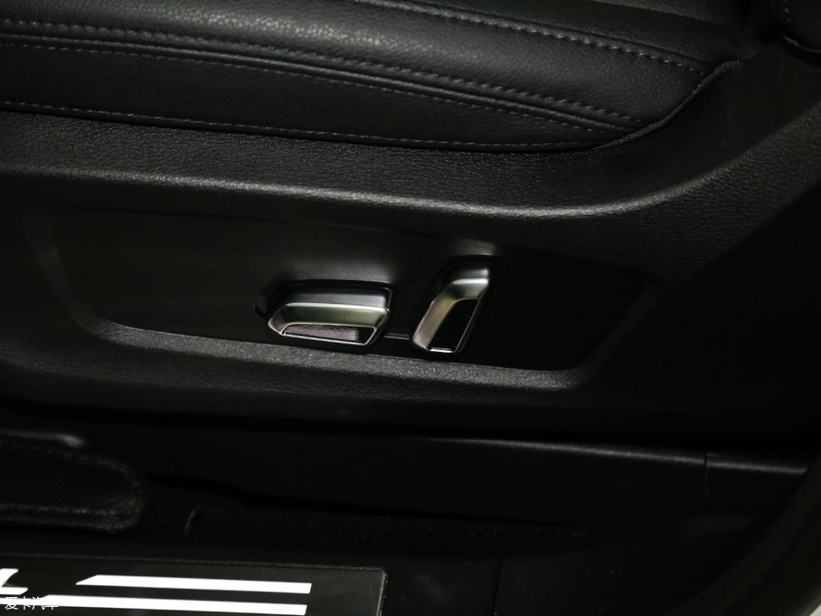 2017H7 L {(ln)(bio) 2.0T Ԅ(dng)A