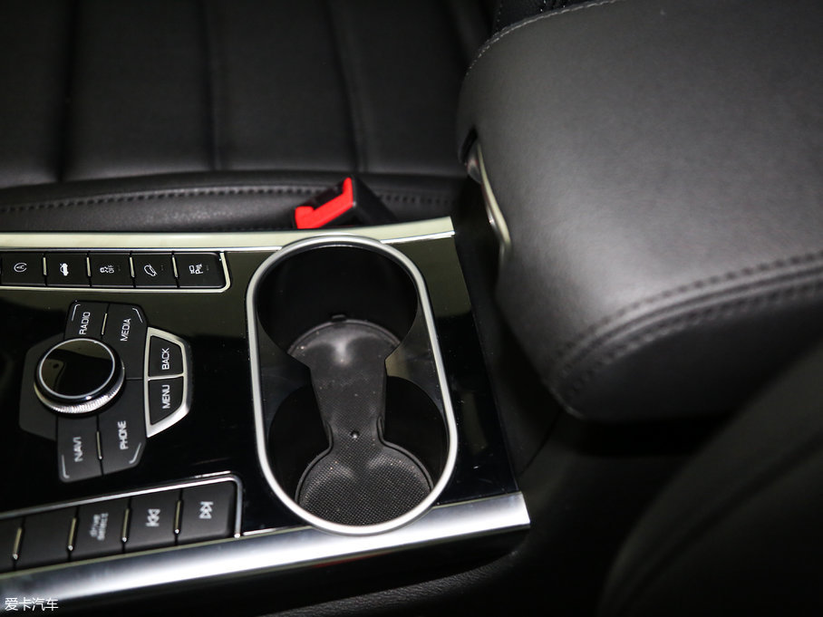 2017H7 L { 2.0T ԄӺA