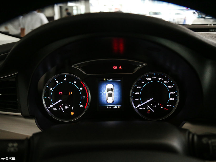 2017H7 L { 2.0T ԄӺA