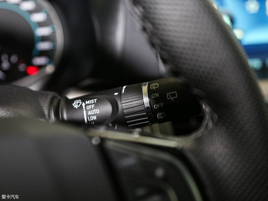 2017H7 L { 2.0T ԄӺA