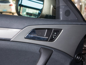 2017L { 2.0T ԄӺA g