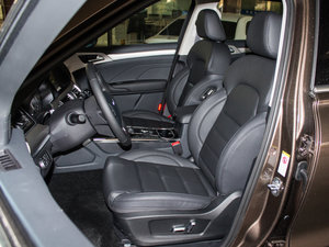 2017L { 2.0T ԄӺA {