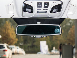 2017L { 2.0T ԄӺA ܇ȺҕR