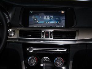 2017L { 2.0T ԄӺA {L